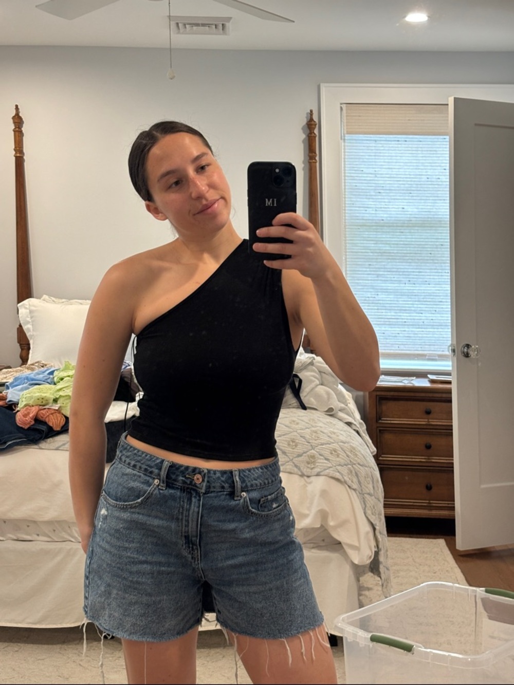 silence + noise Black One-Shoulder Crop Tank